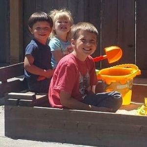 Meet your Posher, Debra